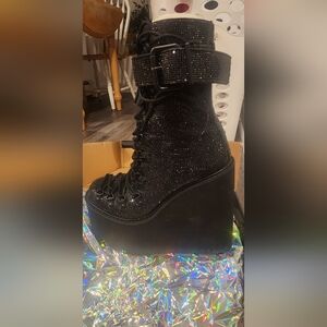 Crystal Traitor Boots - Black